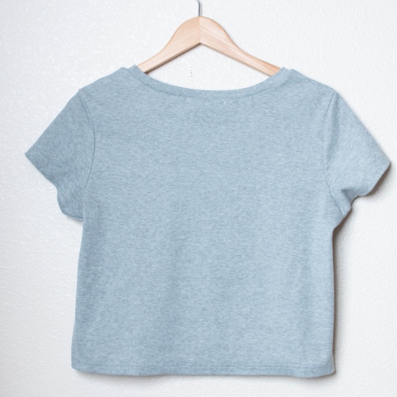 Richcoco Camera Crop Top - Picture 2 of 2